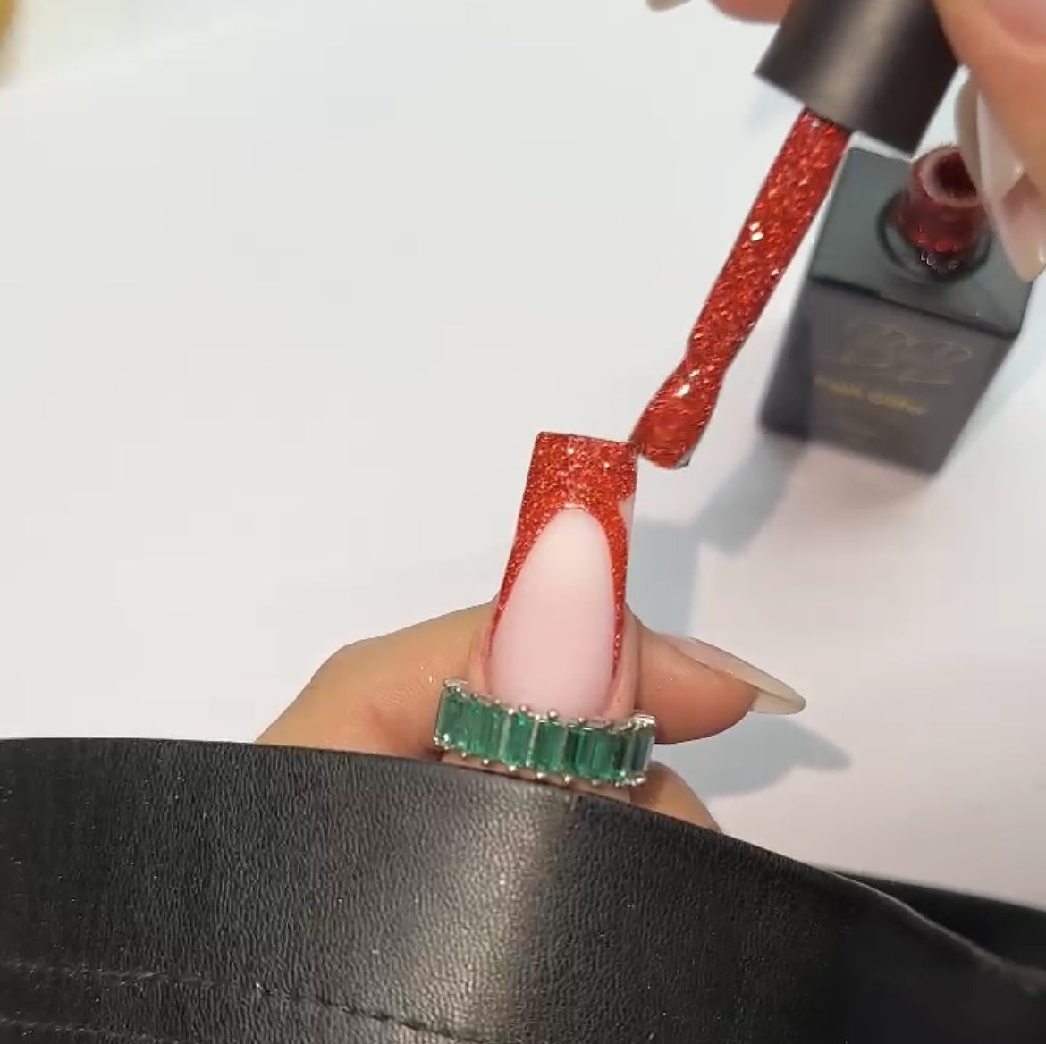 Flash glitter gel polish - Red